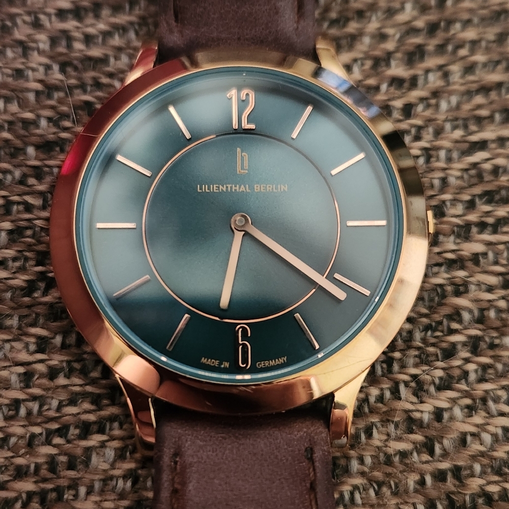Lilienthal Berlin Women's Green and Rose Gold Watch, Leather Band